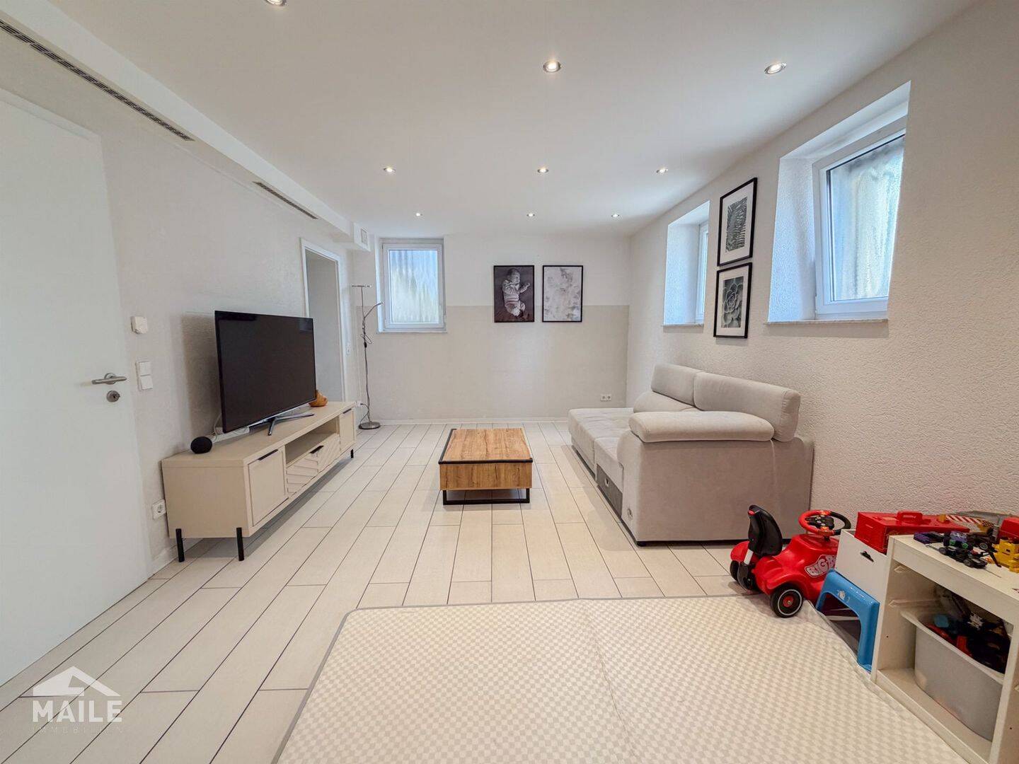 Attraktive 2,5-Zimmer Wohnung mit Einbauküche und Fußbodenheizung! – Stuttgart – Vorschaubild 4