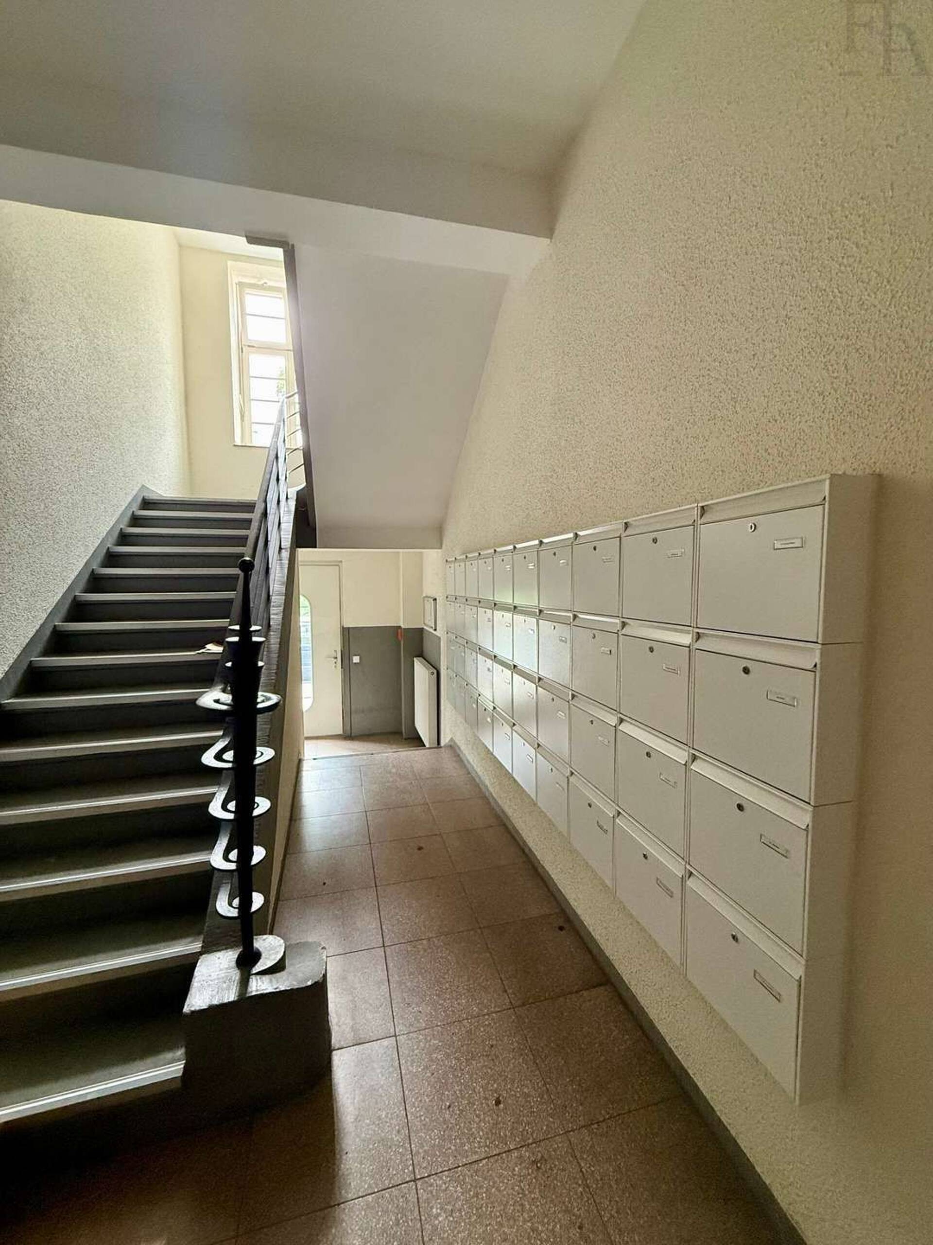 Etagenwohnung in 50937 Köln mit 40,09 m² kaufen