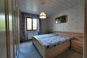 Wohnungspaket mit Potenzial - 2 Einheiten, Balkon und großzügige Garage – 91710 Gunzenhausen – Vorschaubild 4