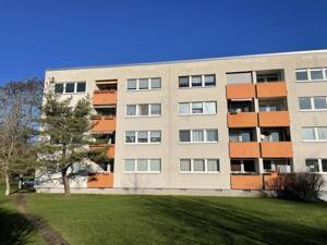 vermietete 2-Zi. Wohnung in Wiesbaden-Delkenheim-SOMMERAKTION