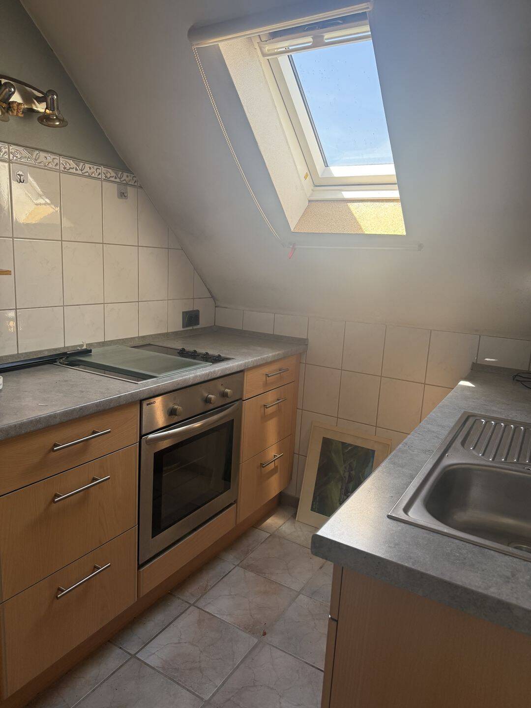 Charmante Dachgeschosswohnung mit Dachterrasse – Köln – Vorschaubild 4