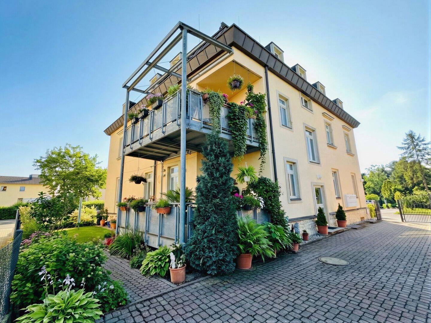 Vermietete 2-Zimmer-Dachgeschosswohnung mit 4,92 % garantierter Bruttorendite – Dresden – Vorschaubild 6