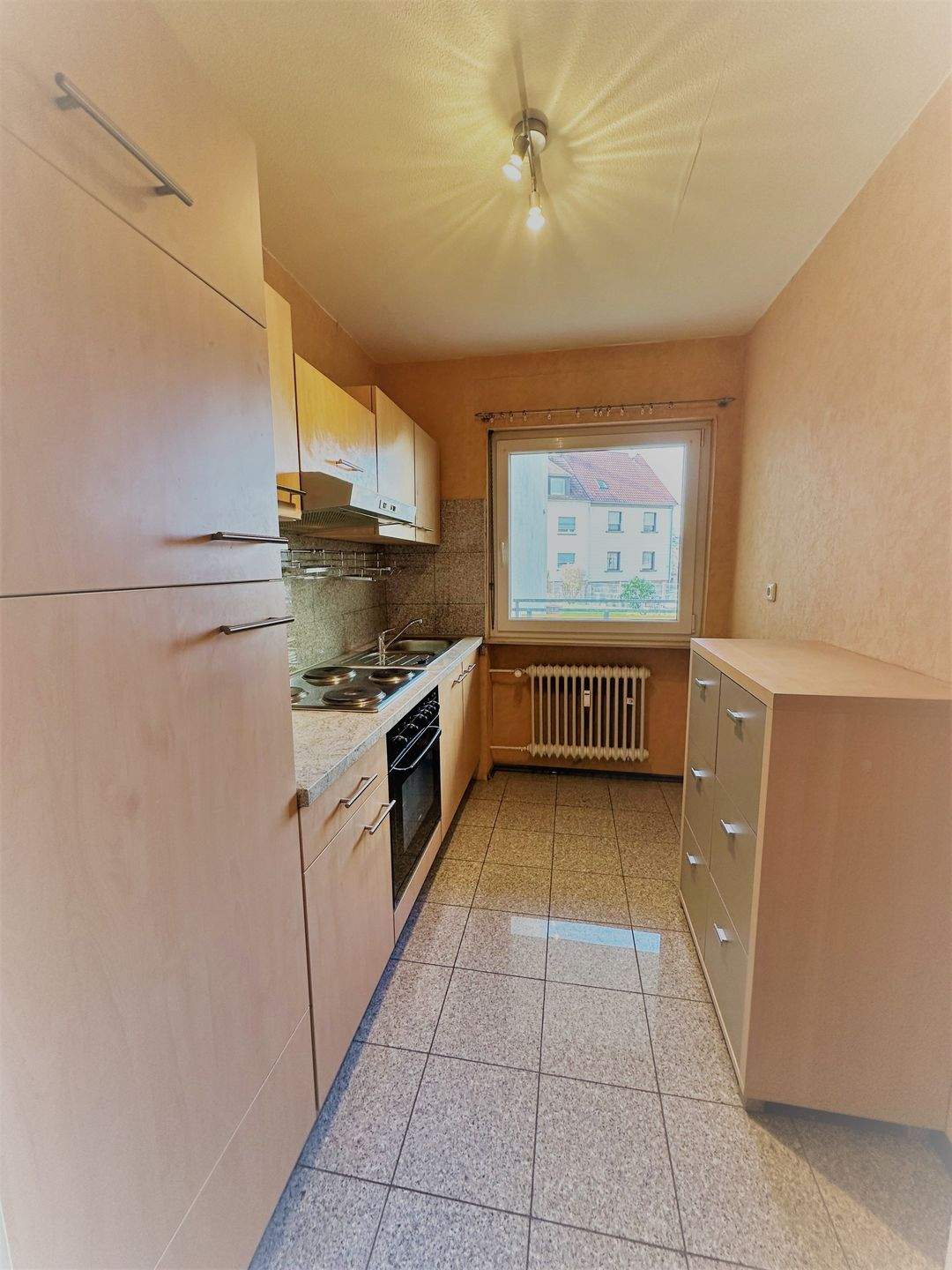 Gepflegte 2 ZKB Eigentumswohnung mit Loggia und Aufzug in ruhiger, zentraler Lage von Dudweiler Süd – Saarbrücken – Vorschaubild 4