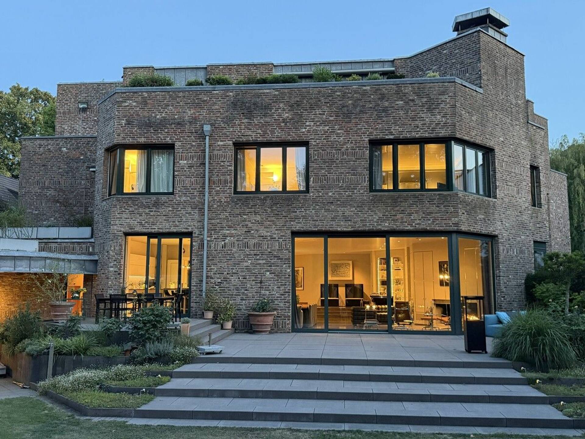 Villa in 50935 Köln / Lindenthal mit 436,75 m² kaufen