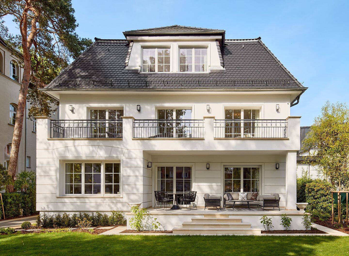 Eleganz trifft Exklusivität - Stadtvilla in bester Lage von Berlin-Grunewald