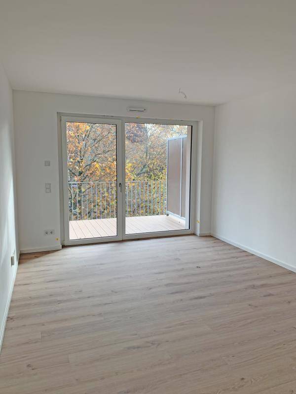 N-Schweinau: Erstbezug! Modern und kompakt - 1-Zi-Whg. (4.OG) mit EBK, Balkon, Aufzug – Nürnberg – Vorschaubild 3