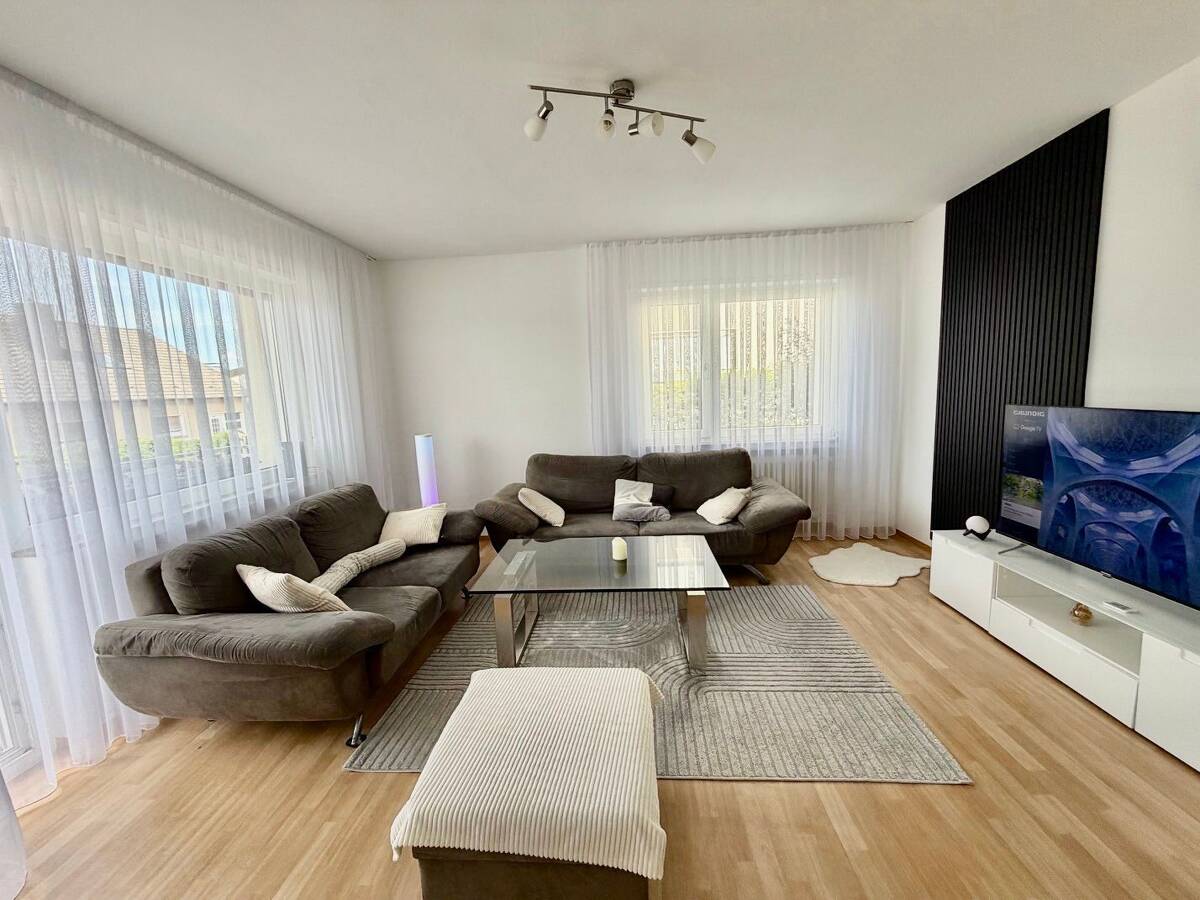 Kapitalanlage in gefragter Lage von Petersberg - helle 2-Zimmerwohnung mit Südwestbalkon – 36100 Petersberg – Bild 1 von 9
