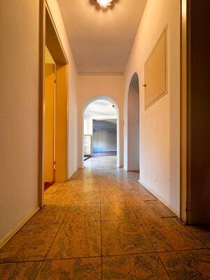 Repräsentativer Bungalow (DHH) mit großem Grundstück in Erlangen – 91058 Erlangen – Vorschaubild 8