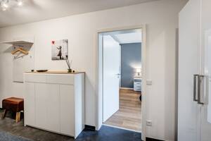 Au: Charmante, möblierte Wohnung mit großzügigem Balkon - bald frei – 81541 München – Vorschaubild 8