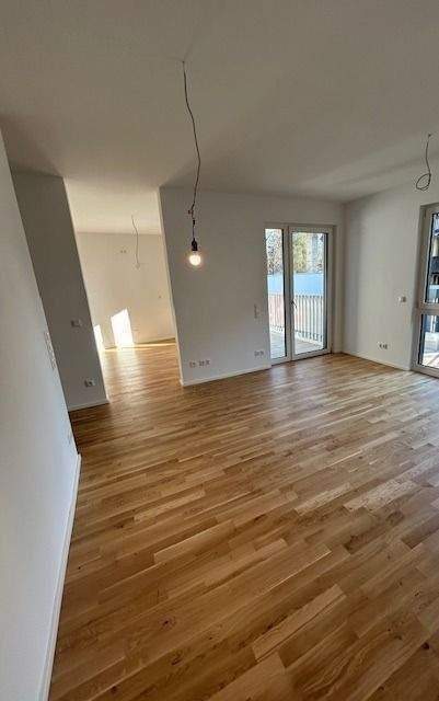 ZUM VERLIEBEN: gemütliche 4-Zi-Whg. mit gr. Balkon in bevorzugter Wohnlage! – Nürnberg – Vorschaubild 8