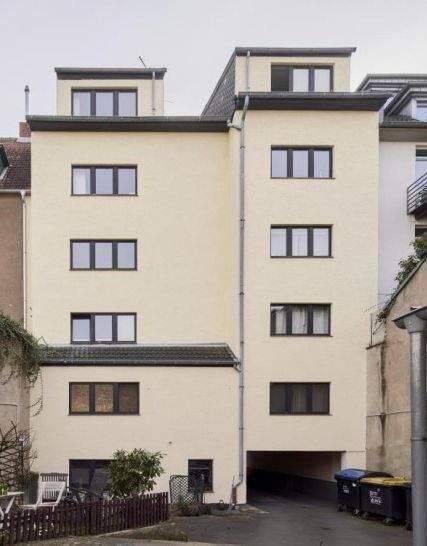 Köln-Südstadt, ruhiggelegene, helldurchleuchtete, vermietete 2-Zimmer-ETW mit Pantry-Küche und Wannenbad – Köln – Vorschaubild 2