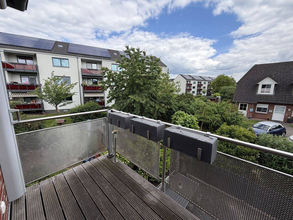89 qm 2+1-ZIMMER-MAISONETTE-DACHGESCHOSSWOHNUNG MIT BALKON IN 21339 LÜNEBURG – Lüneburg – Vorschaubild 8