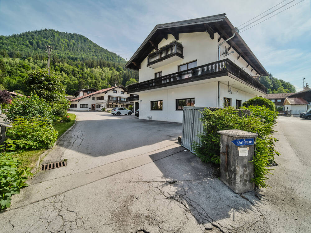 Anlage-Highlight: Sonniges Mehrparteienhaus mit 8 Wohnungen – Schliersee – Bild 1 von 8