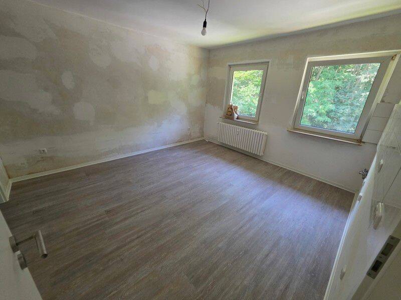 Frisch saniert, ab sofort, tolle Wohnung in Reisholz - mit Balkon – Düsseldorf – Vorschaubild 3
