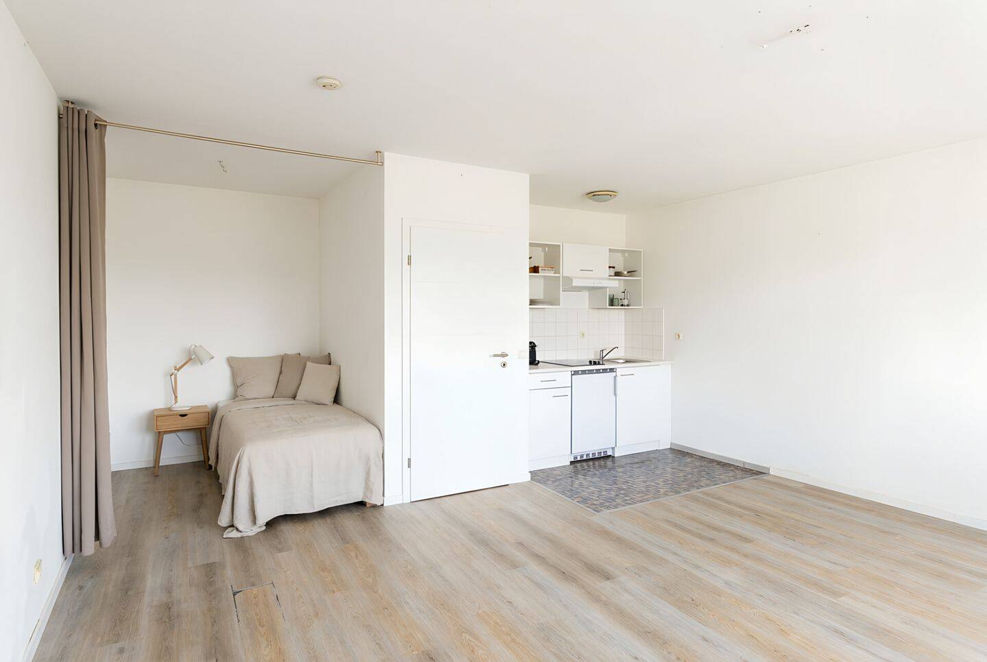 Tolles Apartment mit Schlafbereich und TG-Stellplatz – Bonn – Vorschaubild 3