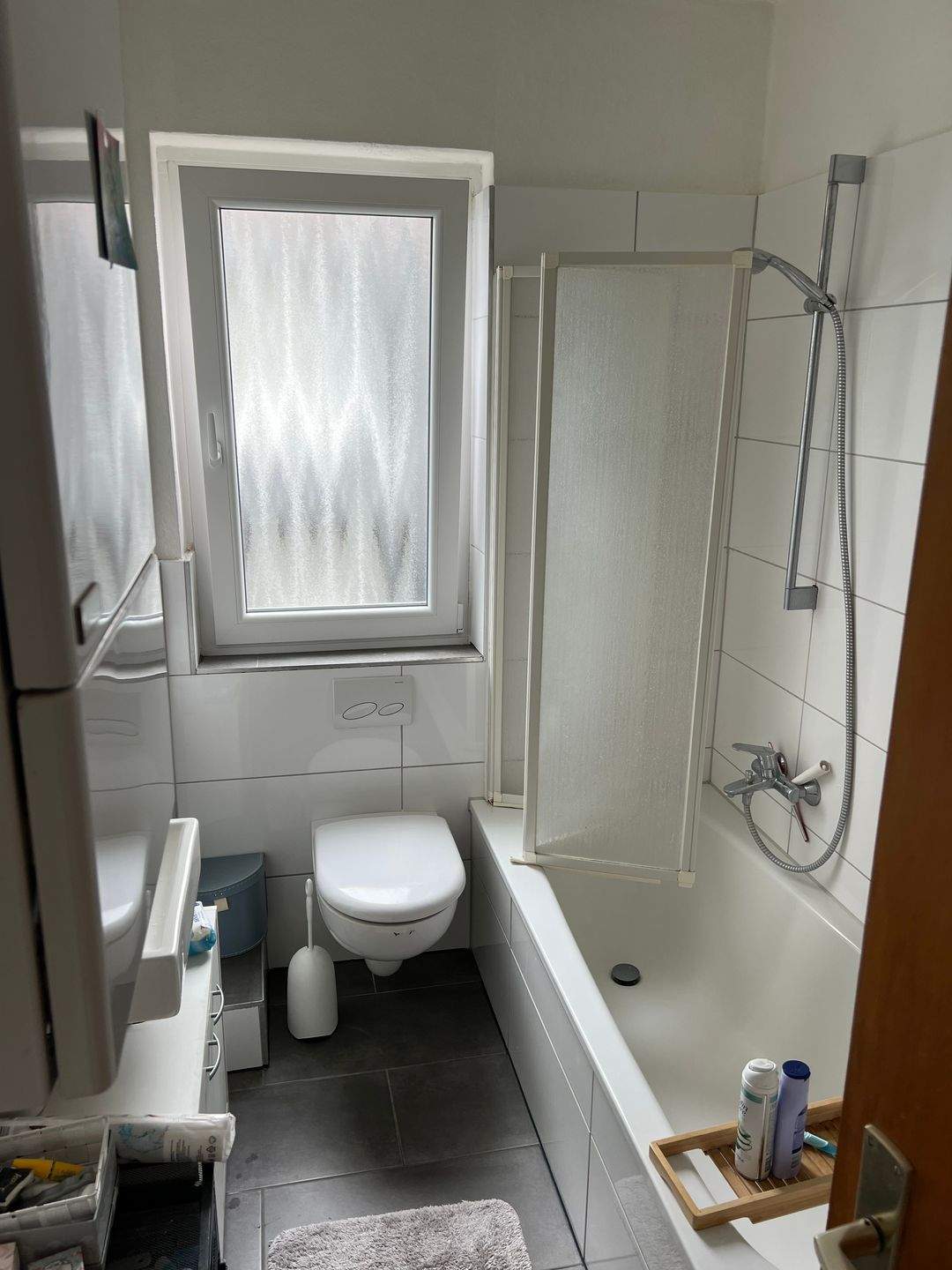 Gemütliche Dachgeschosswohnung nahe Bahnhof und Zentrum – Remscheid – Vorschaubild 5