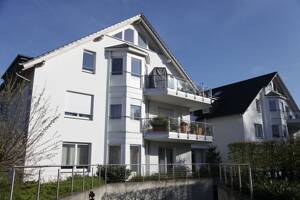 Modernes Wohnen mit Weitblick: Stilvolle Maisonette-Wohnung – 33619 Bielefeld – Vorschaubild 1