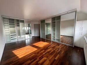 Einzigartige 5 Zimmer Wohnung mit Altbaucharme in Singen-Zentrum – 78224 Singen (Hohentwiel) – Vorschaubild 7
