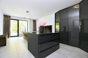 Exklusive Penthouse Wohnung, modern möbliert mit Stellplatz in Stuttgart Giebel – 70499 Stuttgart – Vorschaubild 6