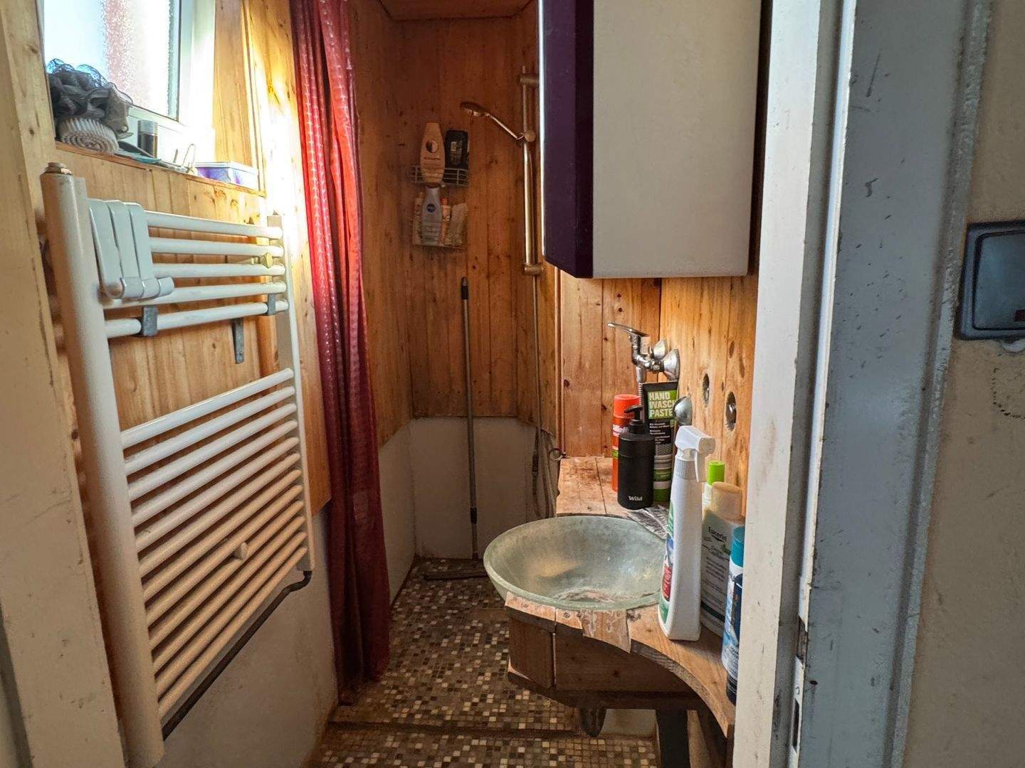 Handwerker aufgepasst: Freistehendes Einfamilienhaus mit viel Potenzial in Einbeck / Naensen – Einbeck – Vorschaubild 9