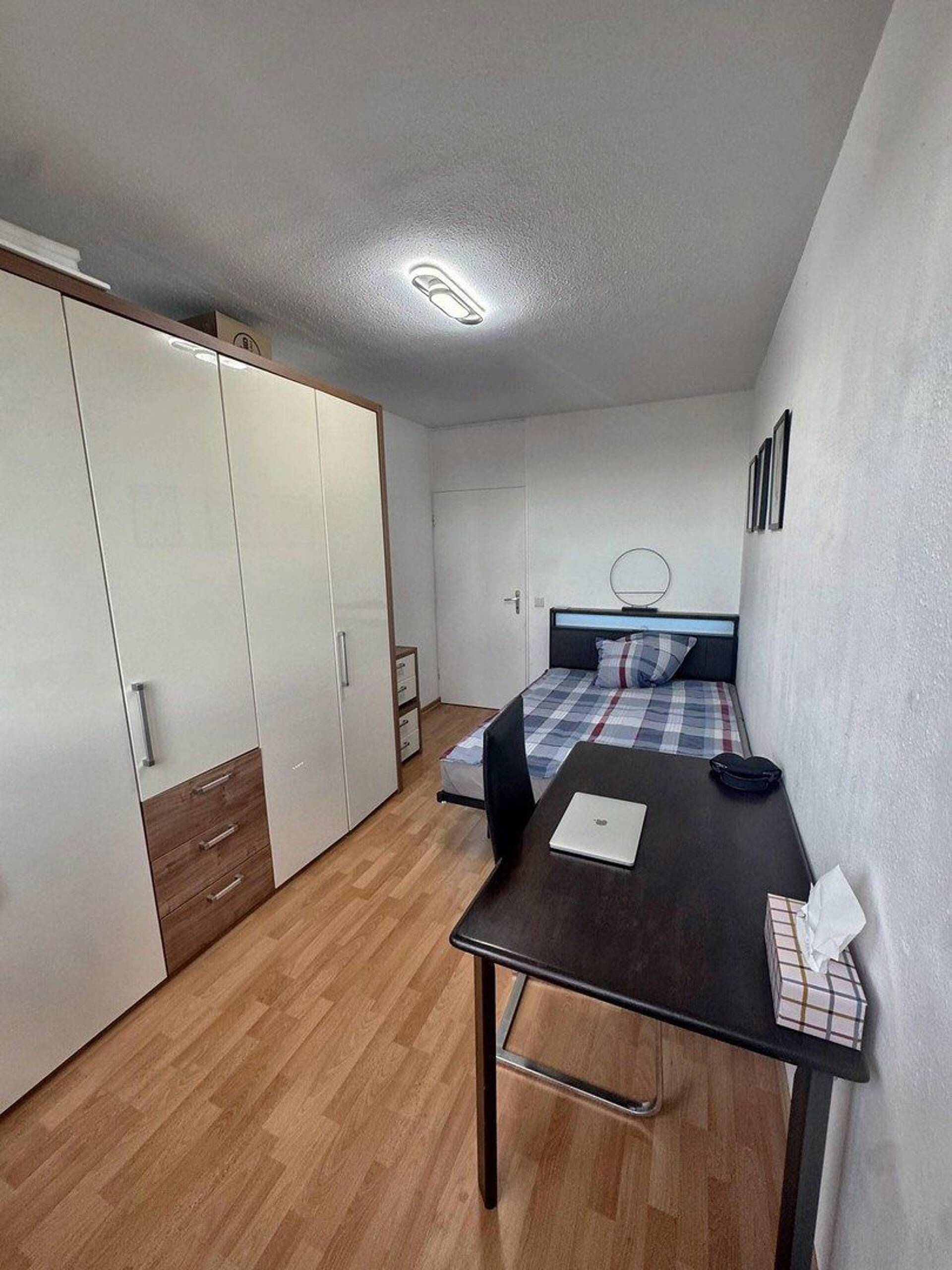 Etagenwohnung in 47803 Krefeld mit 75 m² kaufen