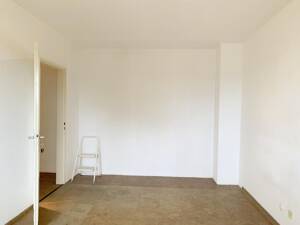 FÜ-Eigenes Heim: Gut geschnittene 2-Zimmer-Wohnung (3.OG) – 90766 Fürth – Vorschaubild 2