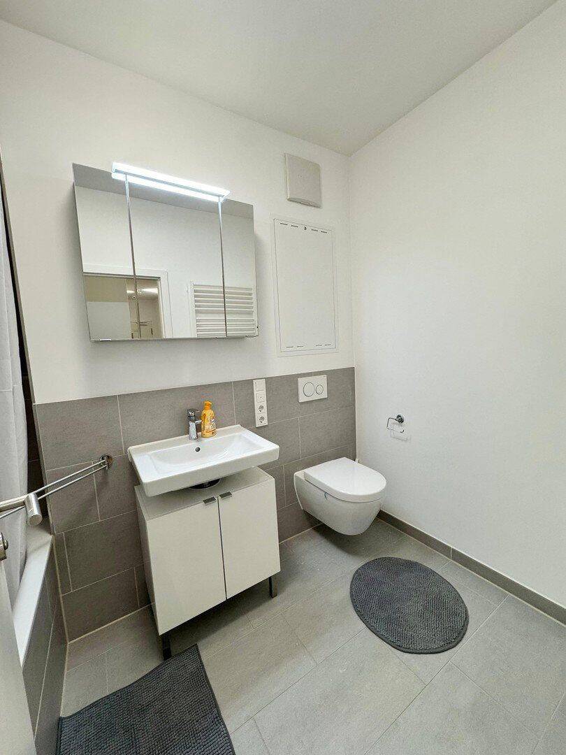 WG: Modisches & charmantes Zimmer Mitten in Maxvorstadt – München – Vorschaubild 8