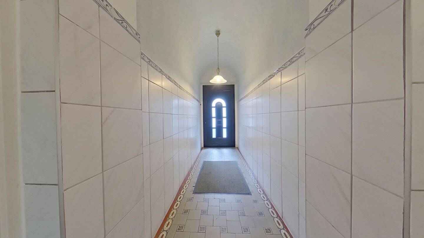 helle attraktive 4-Zimmer-Wohnung mit zwei Balkonen in Wuppertal-Barmen – Wuppertal – Vorschaubild 8
