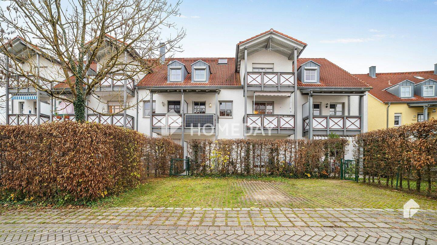 Bezugsfrei! Attraktive 4-Zimmer-Wohnung mit 2 Balkonen und EBK in Ingolstadt – Ingolstadt – Vorschaubild 2