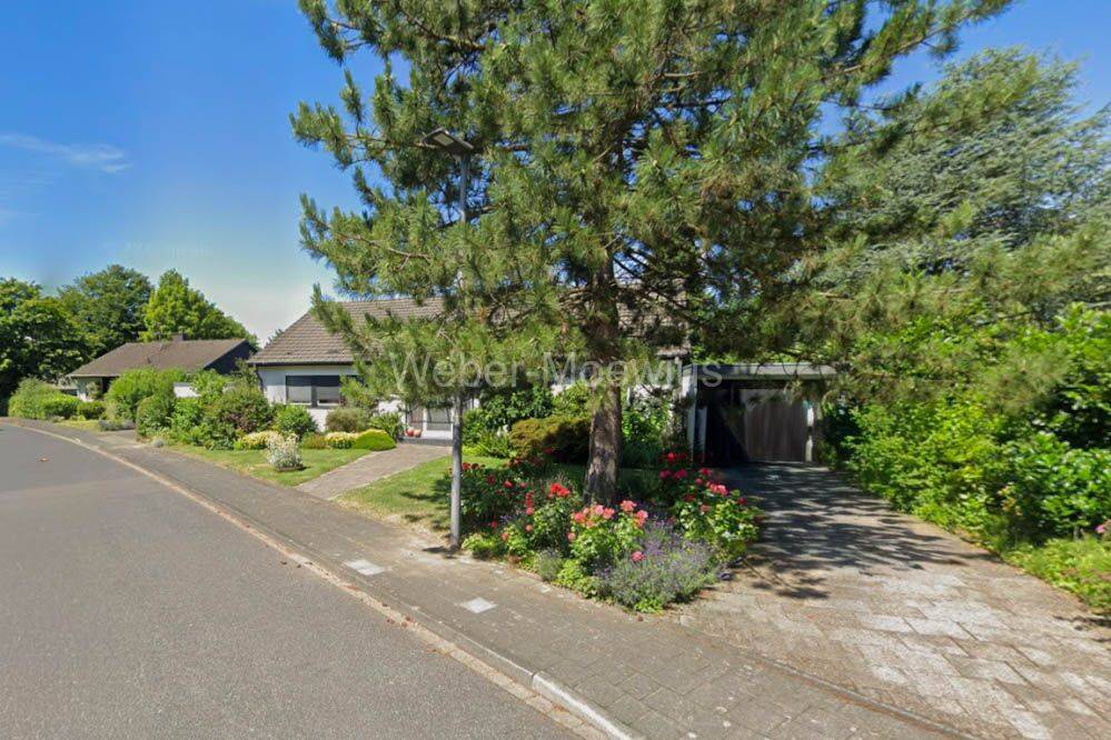 Freistehender Einfamilien-Bungalow mit traumhaftem Garten in ruhiger Ortsrandlage – Bergisch Gladbach – Vorschaubild 4