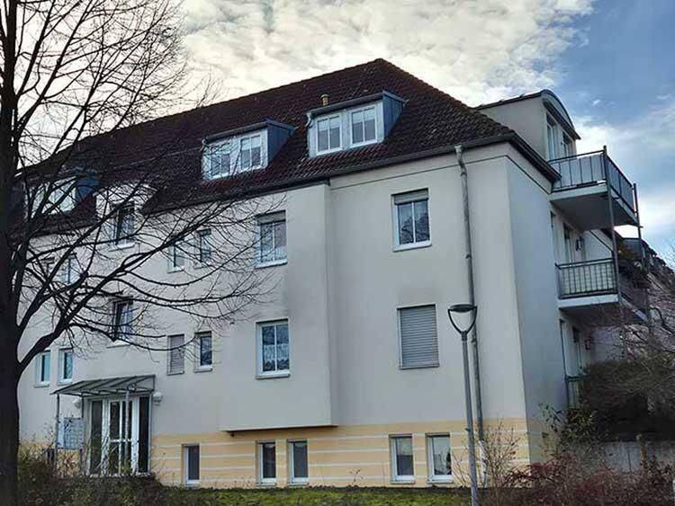 Grüne Stadtrandlage, Weitblick, Dachgeschoss, Balkon, Wanne, Dusche ... – Dresden – Vorschaubild 3