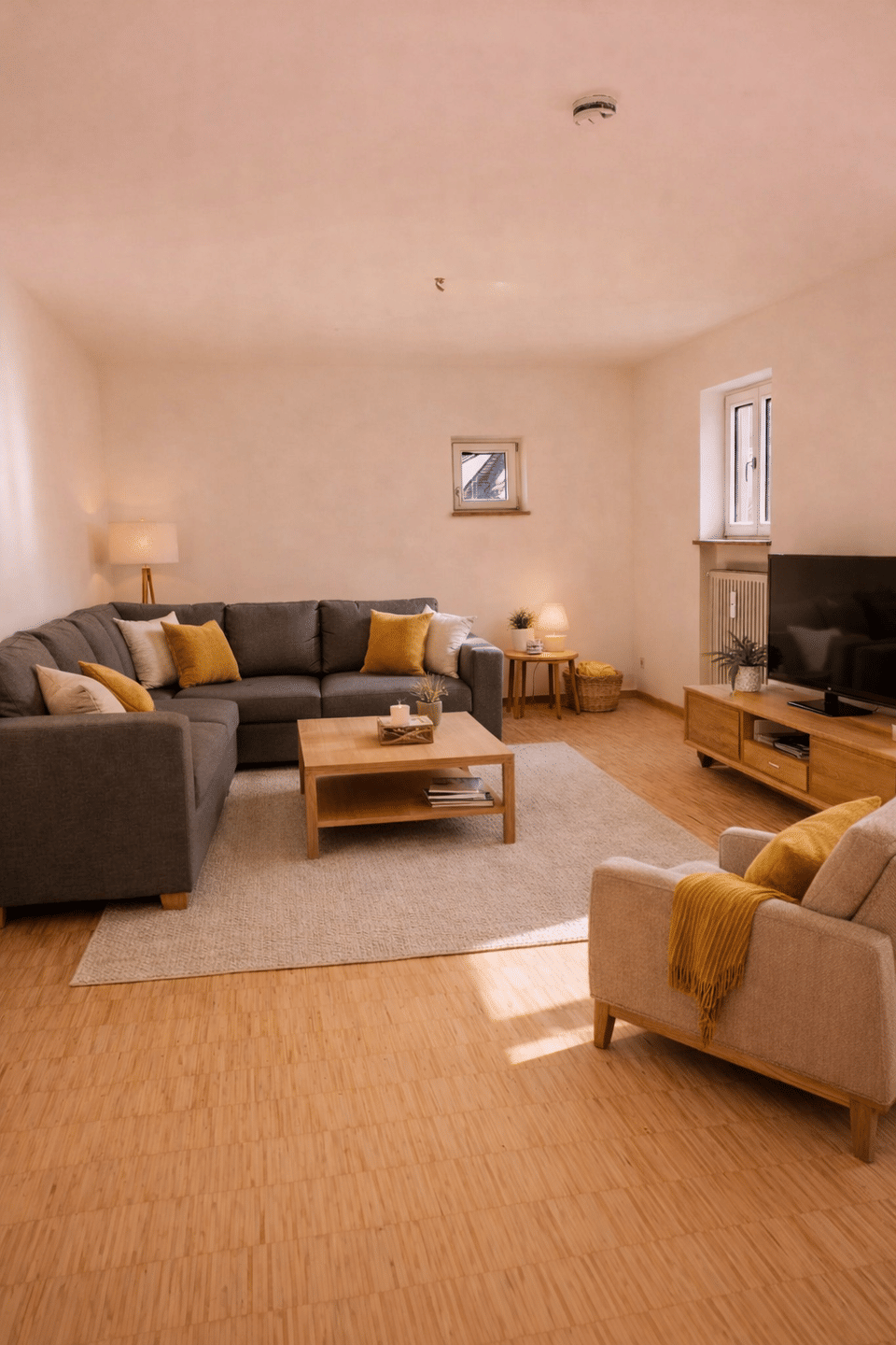 Ein schönes Zuhause - große 2-Zimmer Wohnung - frisch renoviert - tolle Altstadtlage – Ingolstadt – Vorschaubild 2
