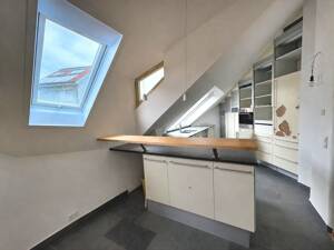 Stilvolle 5,5 Zimmer-Zimmer-Maisonettewohnung mit Klimaanlage & Einzelgarage in begehrter Lage – 70435 Stuttgart – Vorschaubild 5