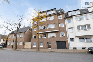 Maisonette-Wohnen mit Kamin, Balkon und Tiefgaragenstellplatz in Düsseldorf-Holthausen