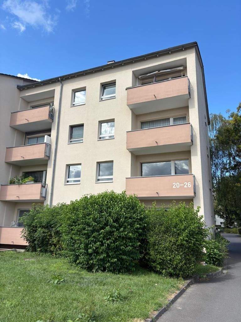 Renovierungsbedürftige 2-Zimmer Wohnung in Wiesbaden-Bierstadt!