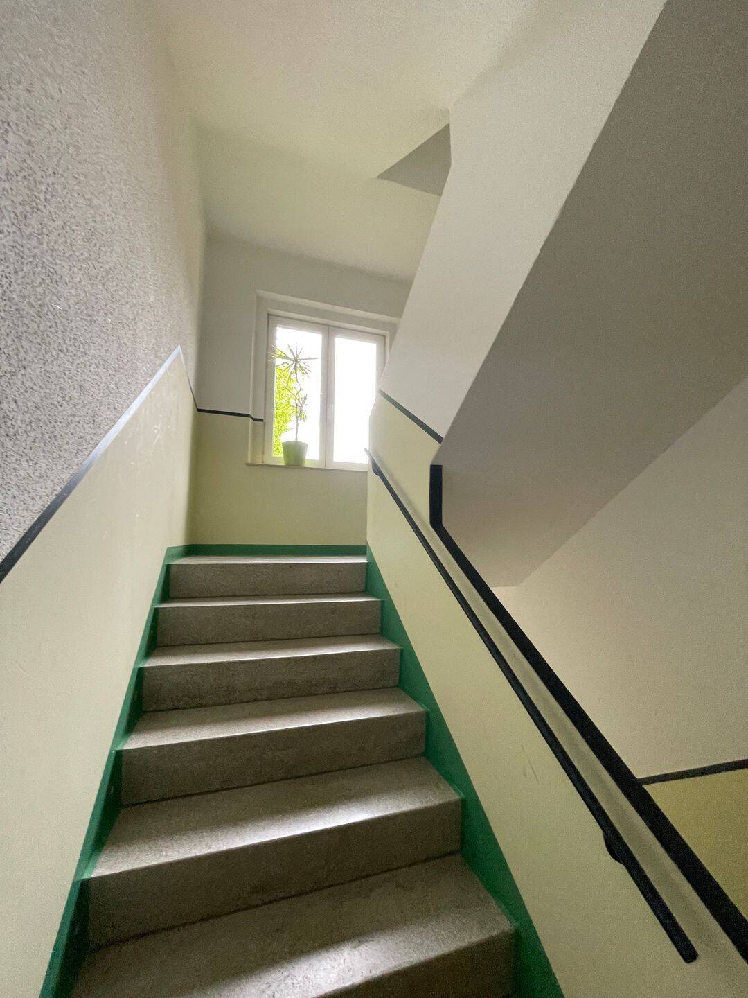 Hoferstr. **** Balkon, Dusche und Laminat **** – Chemnitz – Vorschaubild 3