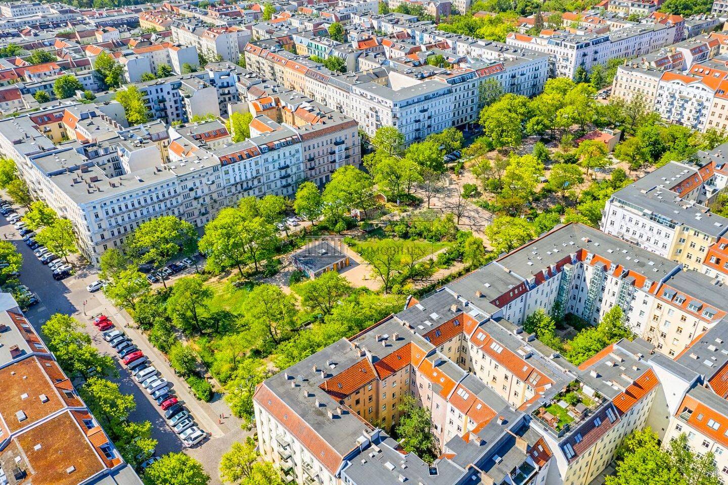 Helmholmkiez! Moderne Altbauwohnung in bester Lage mit 2 Balkonen und Stellplatz – Berlin – Vorschaubild 2