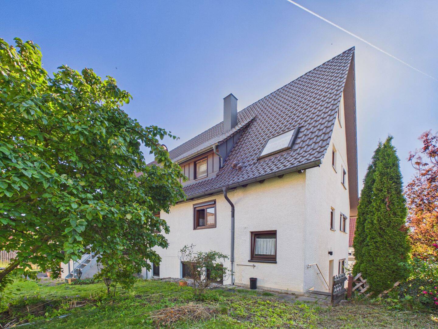 Mehrfamilienhaus mit 3 Einheiten, 3 Garagen und großem Garten in Bad Liebenzell-Möttlingen! – Bad Liebenzell – Vorschaubild 4