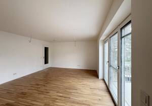 Erstbezug nach Kernsanierung: Großzügige 3-Zimmer-Wohnung mit Balkon in München-Trudering - WE 5 – 81825 München – Vorschaubild 4