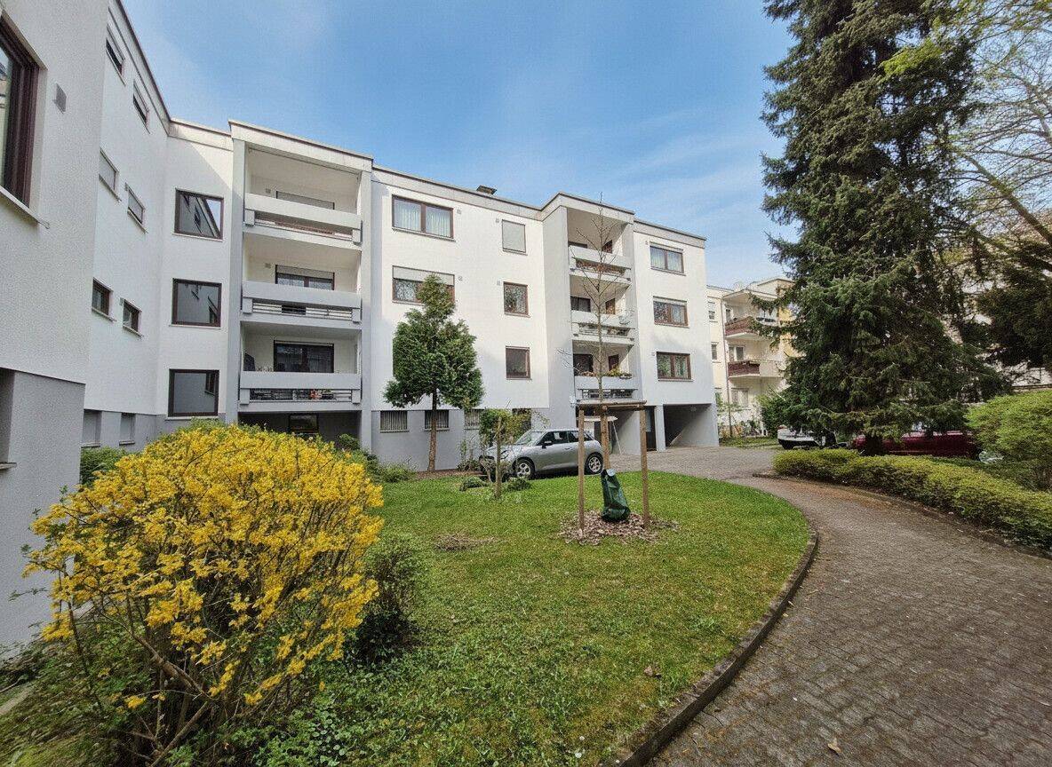 WÜrzburg: Eigentumswohnung Nähe Mainufer mit parkähnlichem Innenhof & Stellplatz - Oberste Etage – Würzburg – Vorschaubild 8