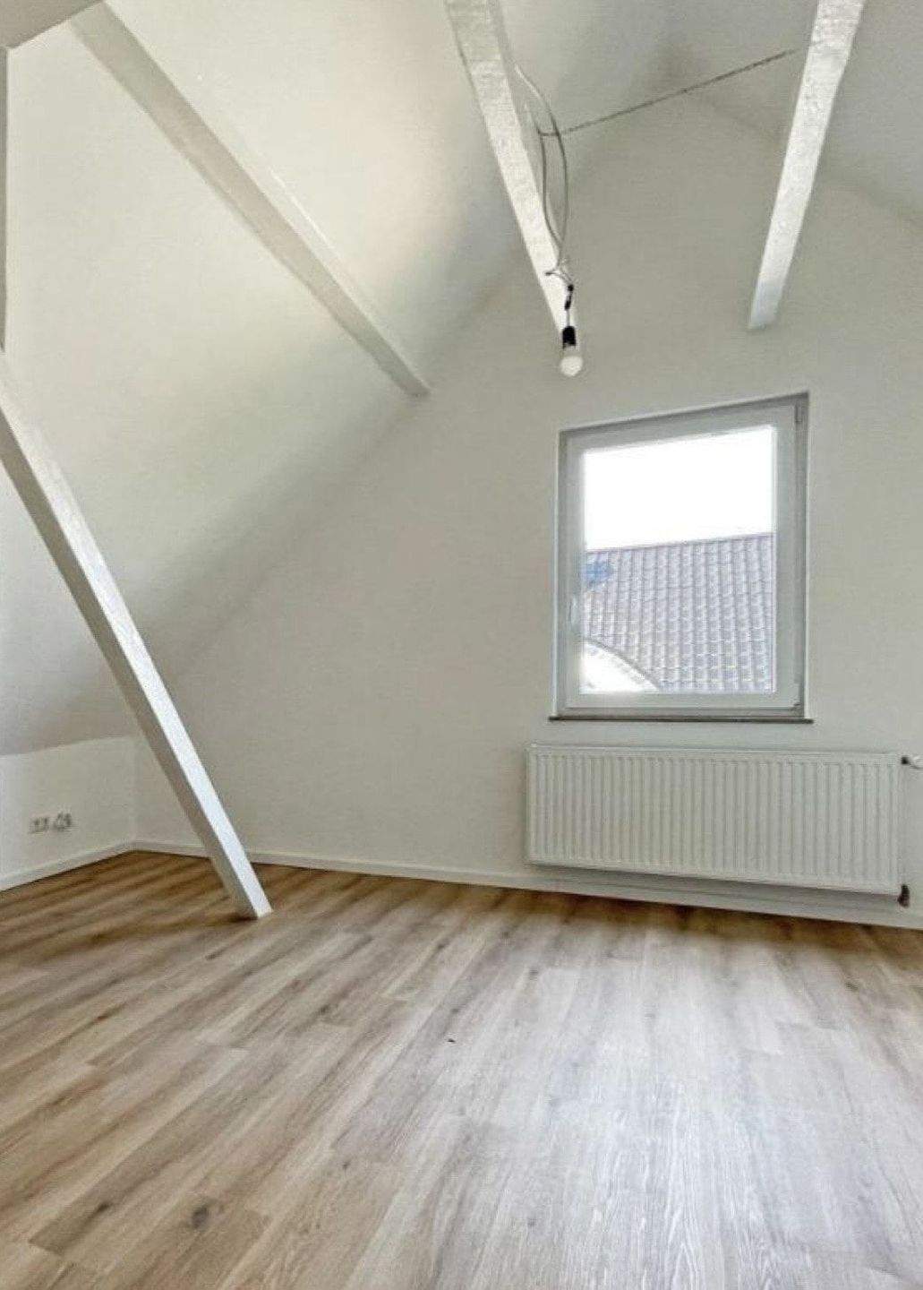 Kernsaniertes und sehr gut vermietetes Mehrfamilienhaus mit Gewerbe. – Leverkusen – Vorschaubild 8