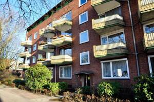Solide Kapitalanlage: 2 Zimmer, Balkon, Top-Lage - Erbpacht - vermietet (inkl. Möblierung)