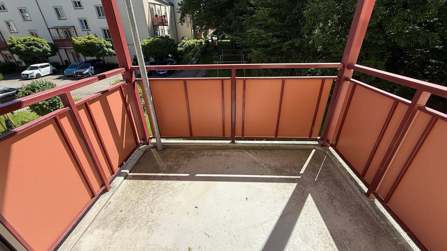 TOP Lage / 1.OG / Bad mit Fenster / an der Humboldthöhe ! – Chemnitz – Vorschaubild 8