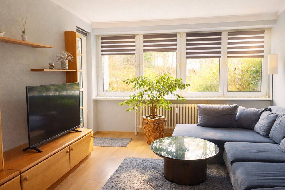 Vermietete Erdgeschosswohnung mit außergewöhnlichem 290 m² Privatgarten in Hamburg-Rissen – Hamburg – Vorschaubild 4