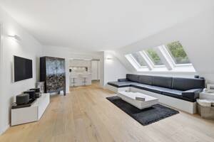 Stilvolle Designerwohnung mit Luxusausstattung: Ihr neues Zuhause in Traumlage von München-Solln!