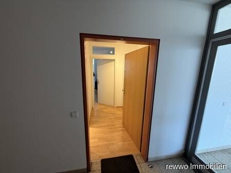 Attraktive 1-Zimmerwohnung als solide Kapitalanlage oder zur Eigennutzung. – München – Vorschaubild 7