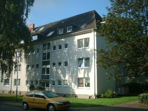 *** Moderne 3,5-Zi-Wohnung mit Balkon in beliebter Lage von Essen-Frohnhausen *** – 45144 Essen – Vorschaubild 3