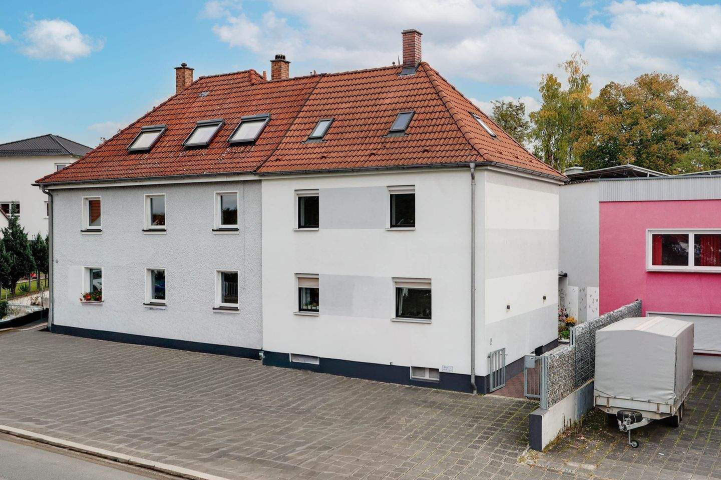 Wunderschöne Doppelhaushälfte - Liebevoll renoviert mit Gartenparadies – Nürnberg – Vorschaubild 2