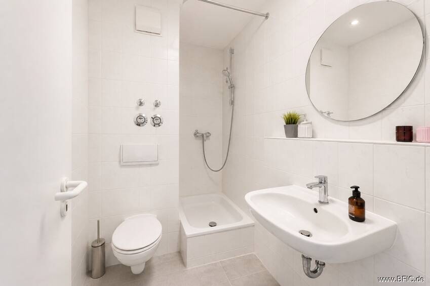 bezugsfreies Apartment mit separatem Schlafzimmer und Tiefgarage in Derendorf - provisionsfrei* – Düsseldorf – Vorschaubild 8