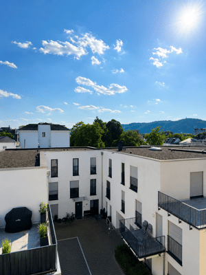 Ab sofort bezugsfrei / 2,5-Zimmerwohnung / Einbauküche / 3. Obergeschoss (Dachgeschoss) / ohne Aufzug – 54292 Trier – Vorschaubild 2